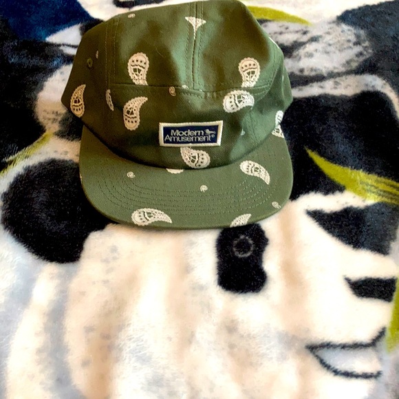 Modern Amusement Hat - Picture 1 of 2